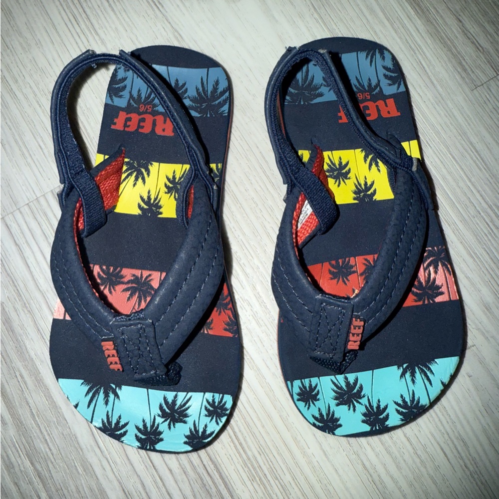 Reef Kids' Tropical Striped Flip Flops